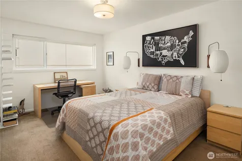 2501 Canterbury Lane E Seattle WA 98112