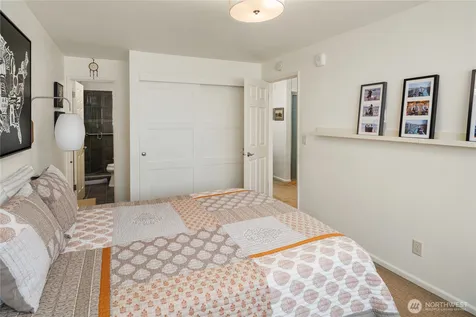 2501 Canterbury Lane E Seattle WA 98112
