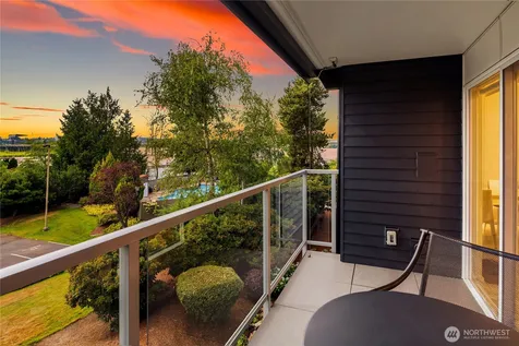 2501 Canterbury Lane E Seattle WA 98112