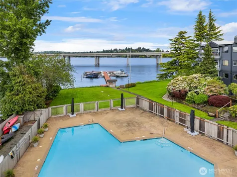 2501 Canterbury Lane E Seattle WA 98112