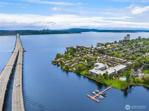 2501 Canterbury Lane E Seattle WA 98112