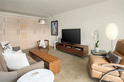 2501 Canterbury Lane E Seattle WA 98112