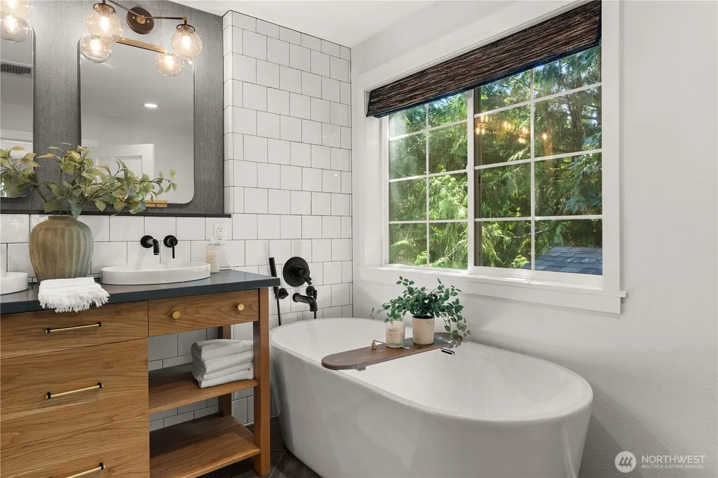 5014 Willow Lane NW Gig Harbor WA 98335