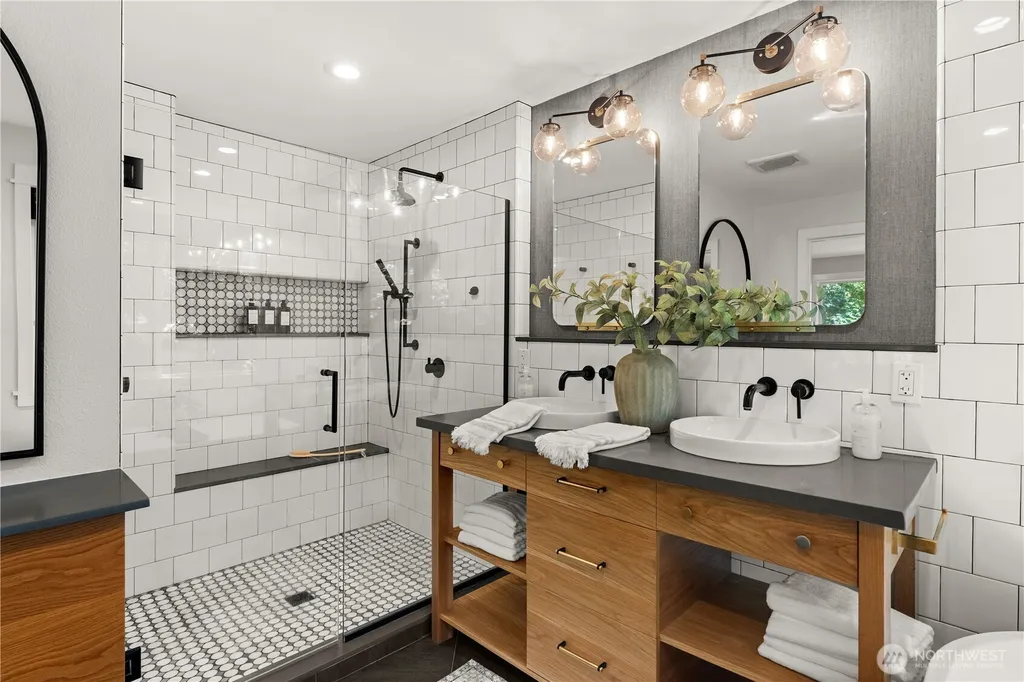 5014 Willow Lane NW Gig Harbor WA 98335