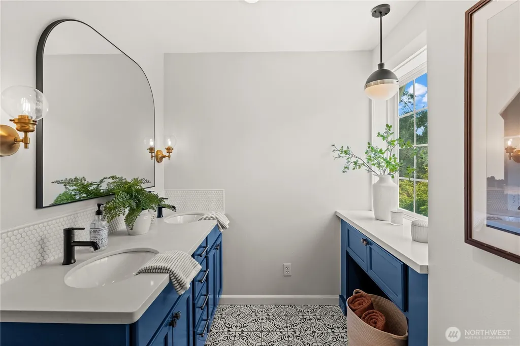 5014 Willow Lane NW Gig Harbor WA 98335