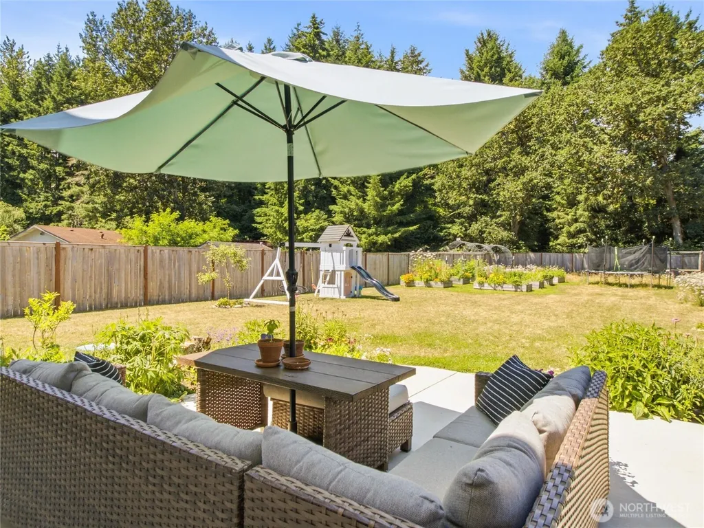 507 Minnesota Street N Rainier WA 98576