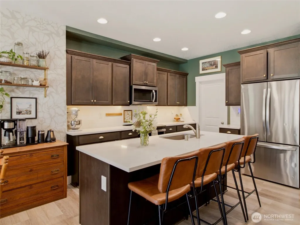507 Minnesota Street N Rainier WA 98576