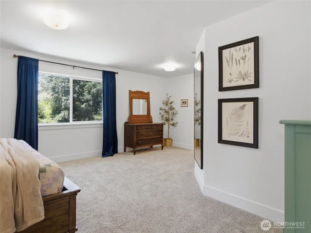 507 Minnesota Street N Rainier WA 98576