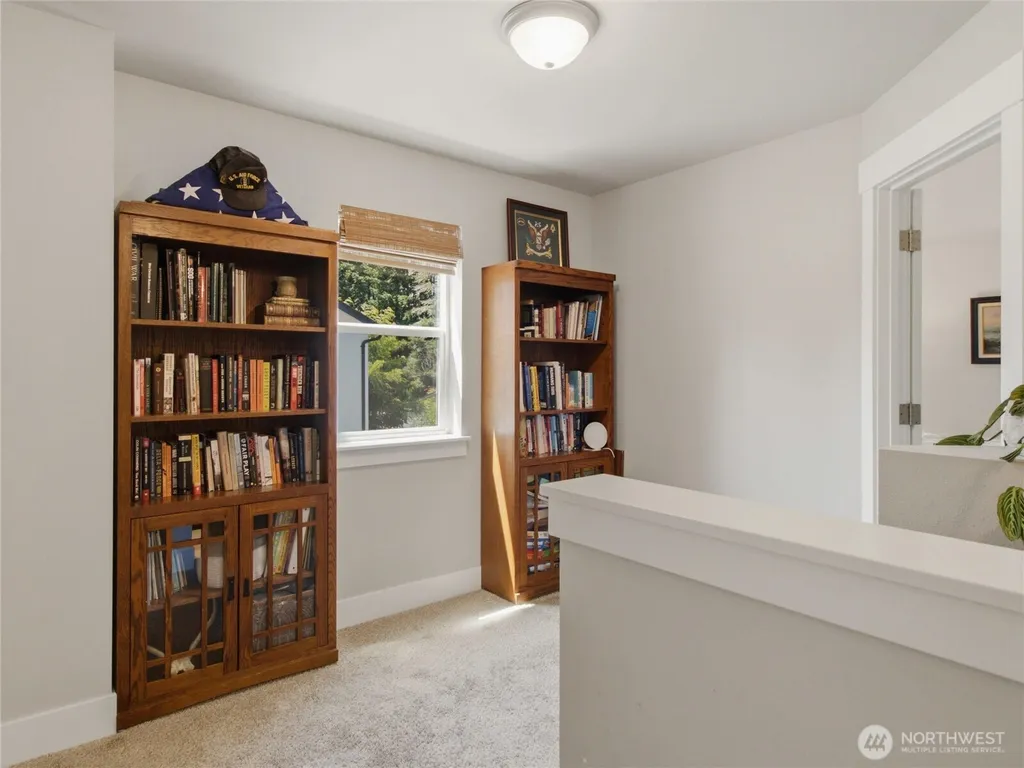 507 Minnesota Street N Rainier WA 98576