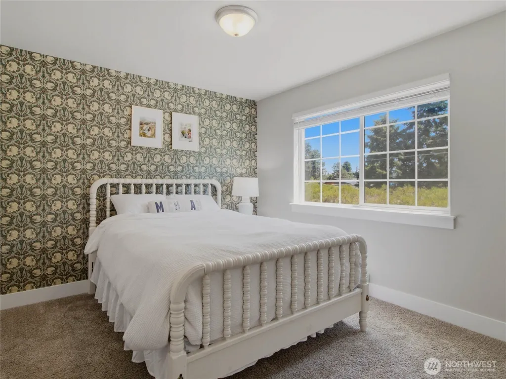 507 Minnesota Street N Rainier WA 98576