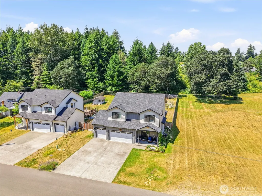 507 Minnesota Street N Rainier WA 98576