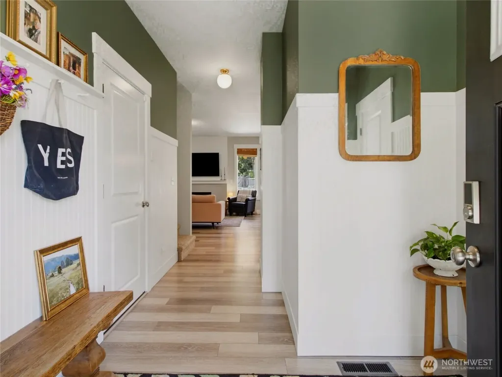 507 Minnesota Street N Rainier WA 98576
