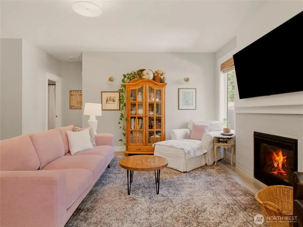 507 Minnesota Street N Rainier WA 98576
