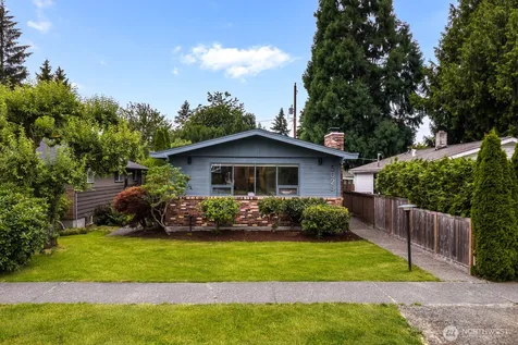 5025 48th Ave SW Seattle WA 98136