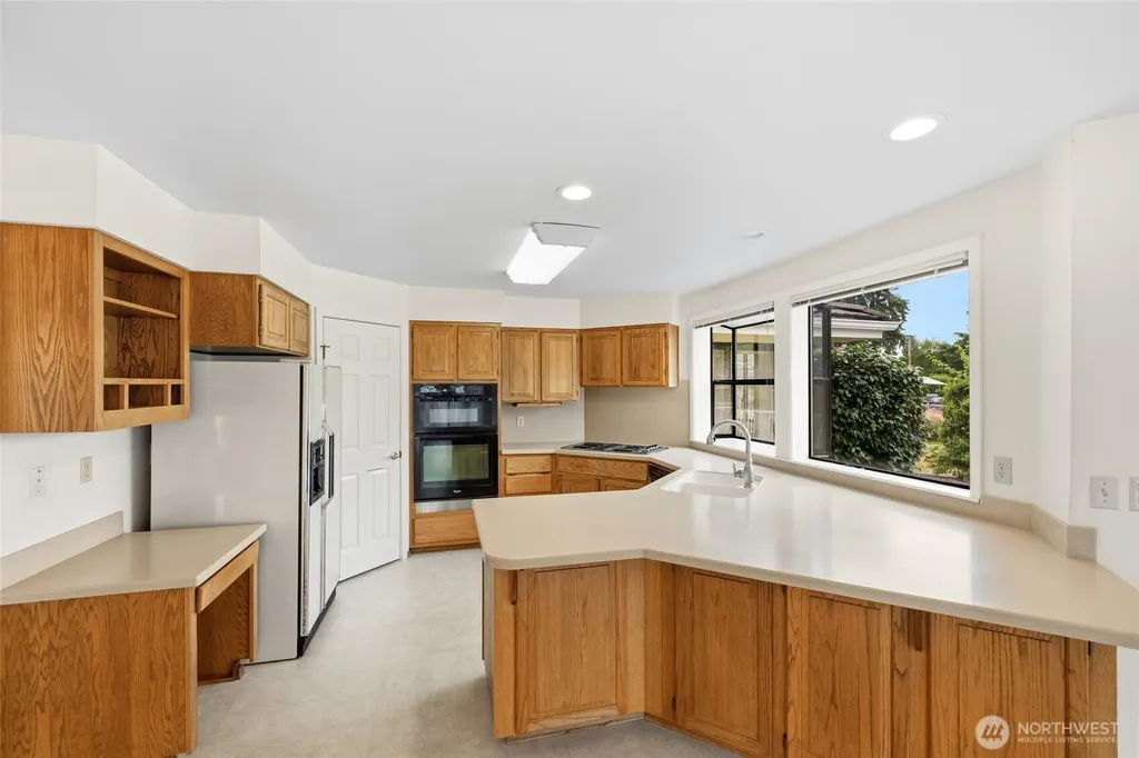20015 Island Parkway E Lake Tapps WA 98391