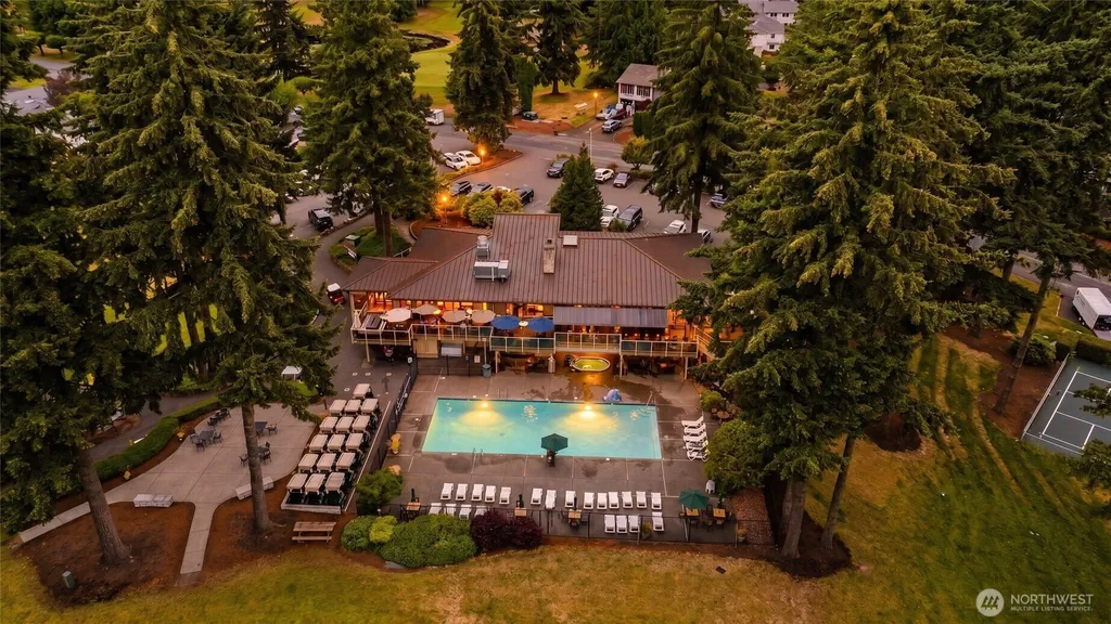 20015 Island Parkway E Lake Tapps WA 98391