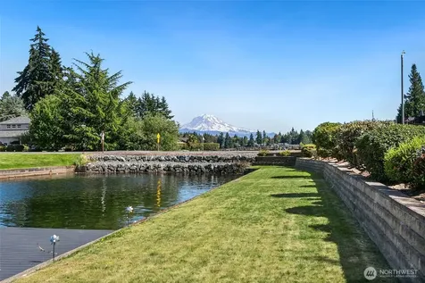 20015 Island Parkway E Lake Tapps WA 98391