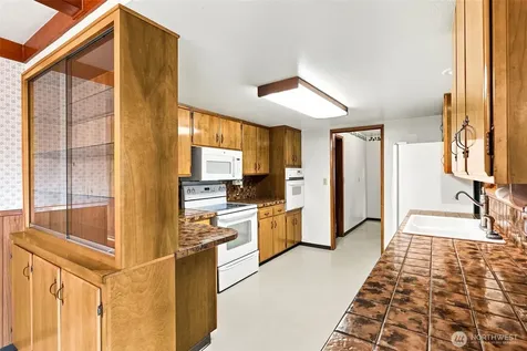 10309 64th Avenue Ct E Puyallup WA 98373