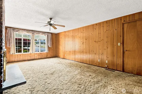 10309 64th Avenue Ct E Puyallup WA 98373
