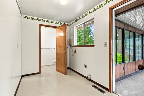10309 64th Avenue Ct E Puyallup WA 98373