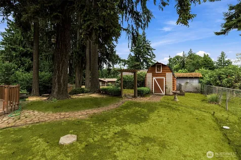 10309 64th Avenue Ct E Puyallup WA 98373