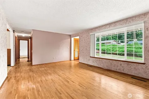 10309 64th Avenue Ct E Puyallup WA 98373