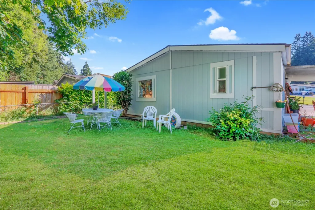 1298 NE Steele Creek Drive Bremerton WA 98311