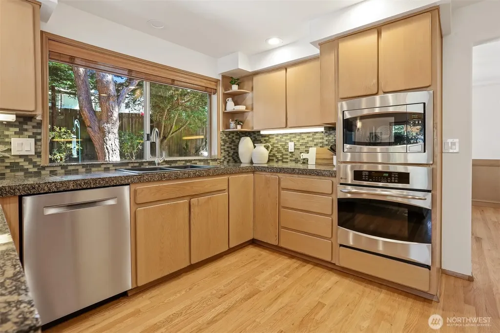 11540 Palatine Avenue N Seattle WA 98133