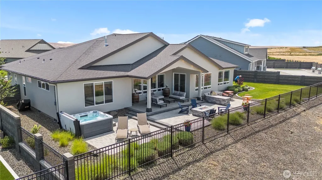 2132 Legacy Lane Richland WA 99352