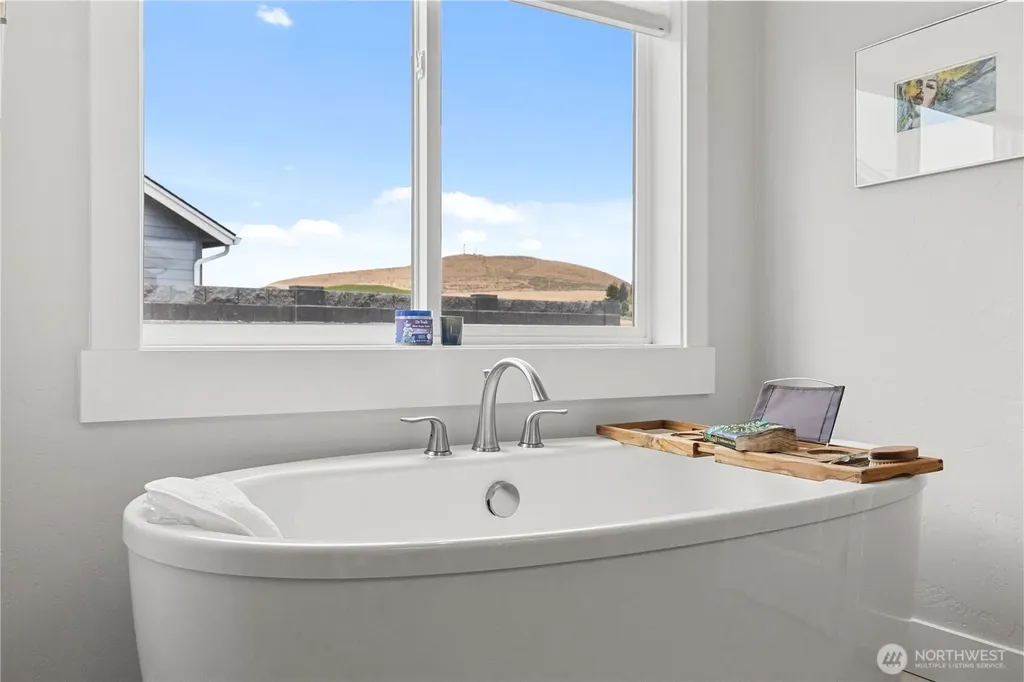 2132 Legacy Lane Richland WA 99352