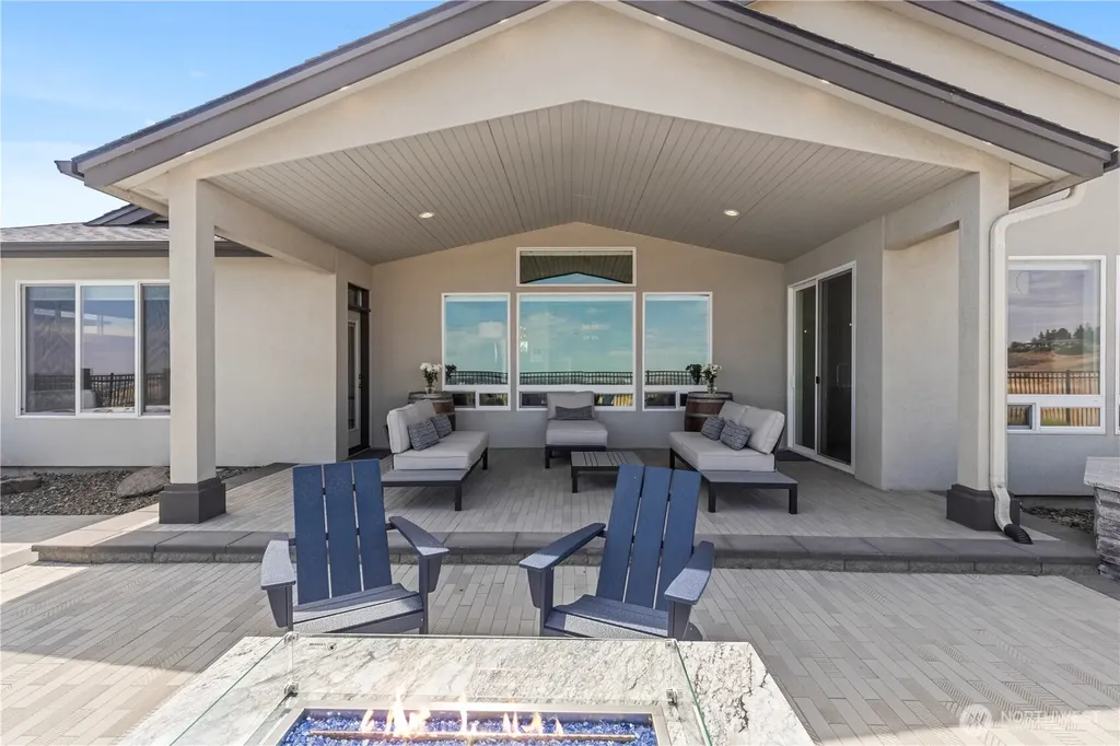2132 Legacy Lane Richland WA 99352