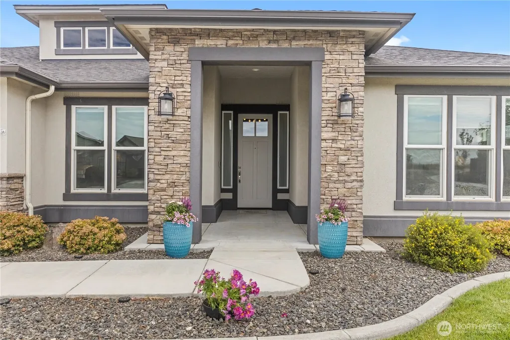 2132 Legacy Lane Richland WA 99352