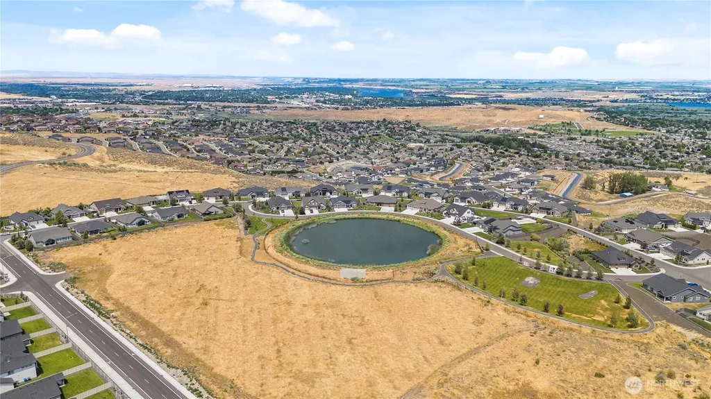2132 Legacy Lane Richland WA 99352