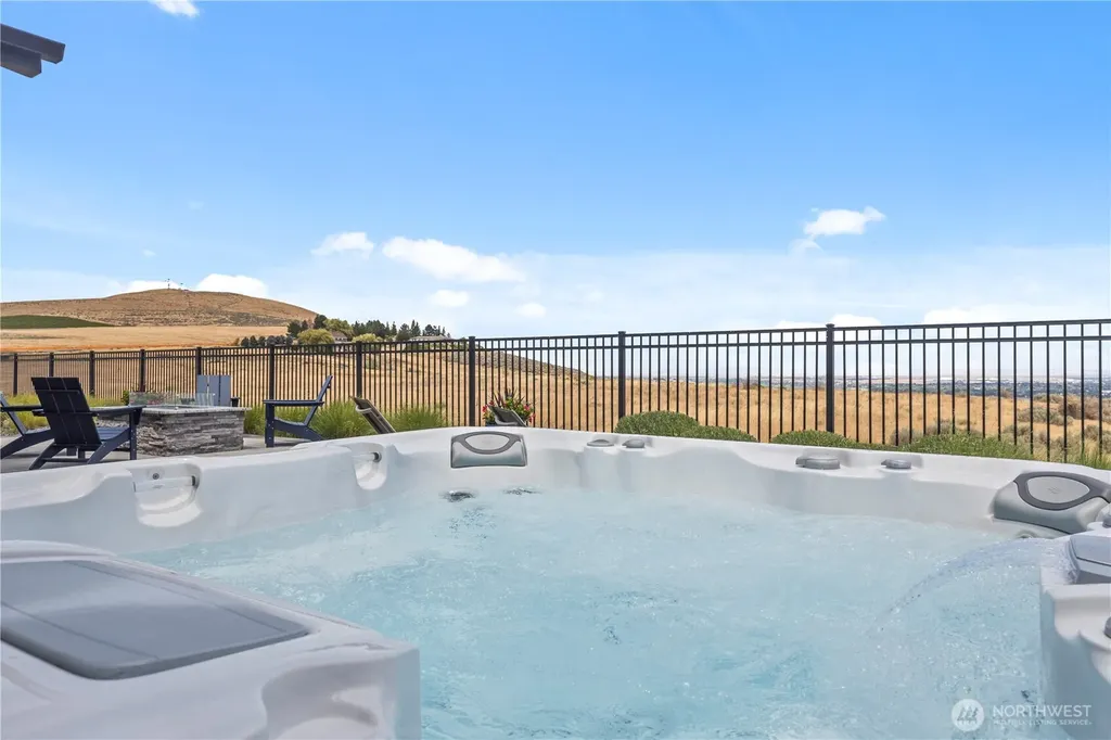 2132 Legacy Lane Richland WA 99352
