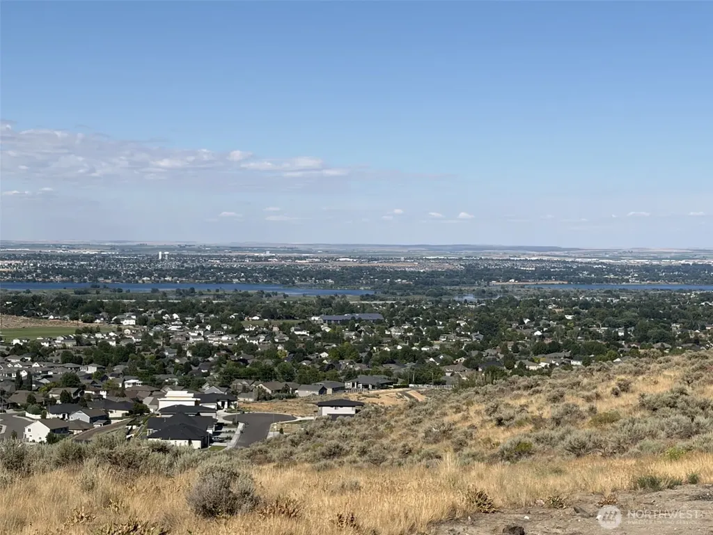 2132 Legacy Lane Richland WA 99352