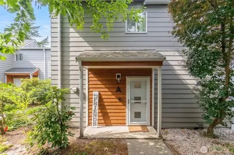 8442 26th Avenue SW Seattle WA 98106