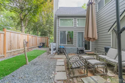 8442 26th Avenue SW Seattle WA 98106