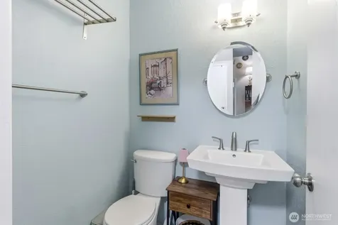 8442 26th Avenue SW Seattle WA 98106