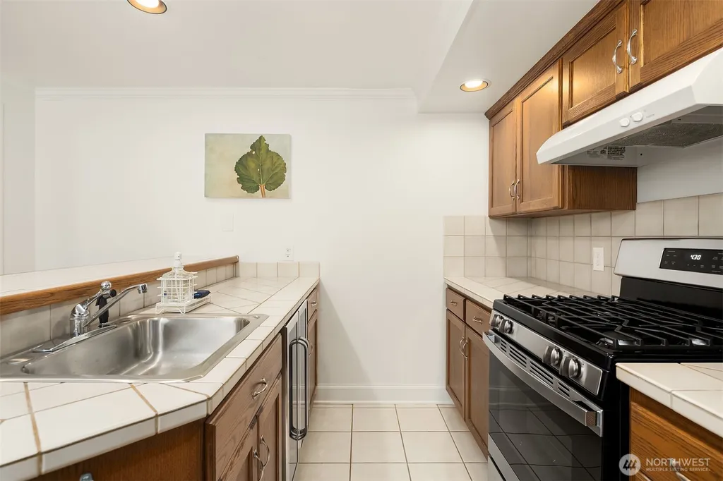 4915 Rucker Avenue Everett WA 98203