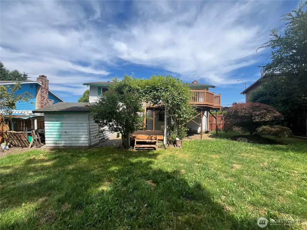 23327 116th Avenue SE Kent WA 98031