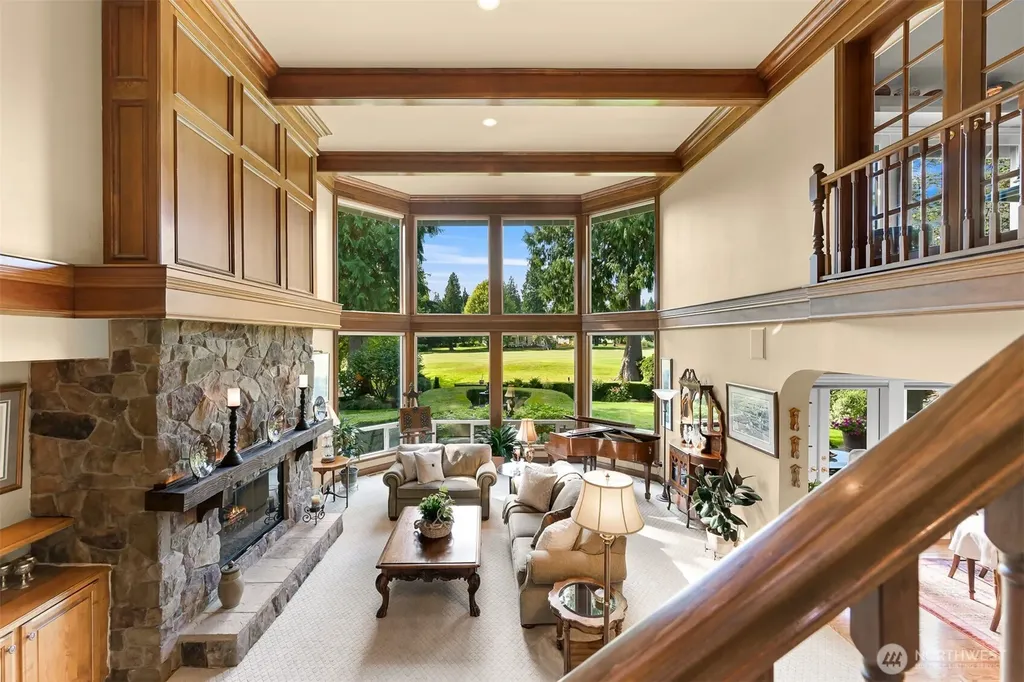 8607 Great Horned Owl Lane Blaine WA 98230