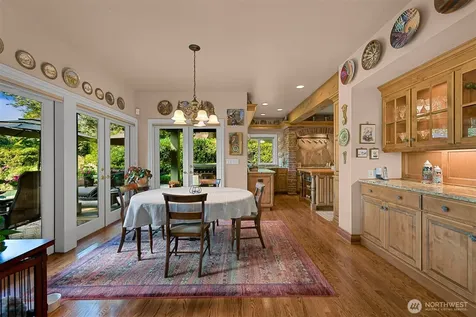 8607 Great Horned Owl Lane Blaine WA 98230