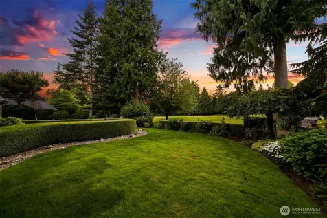 8607 Great Horned Owl Lane Blaine WA 98230