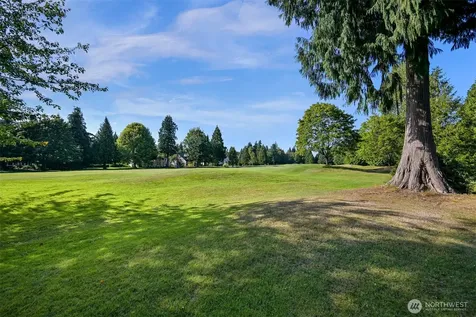 8607 Great Horned Owl Lane Blaine WA 98230