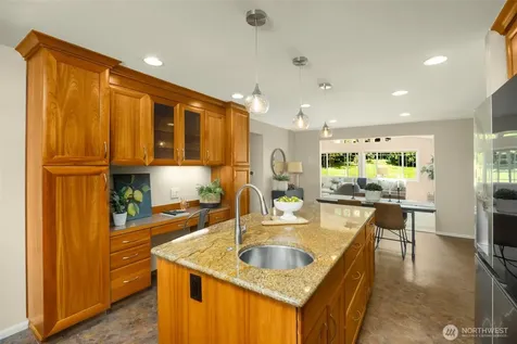 7616 SE 37th Place Mercer Island WA 98040