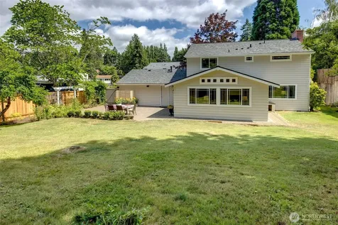7616 SE 37th Place Mercer Island WA 98040