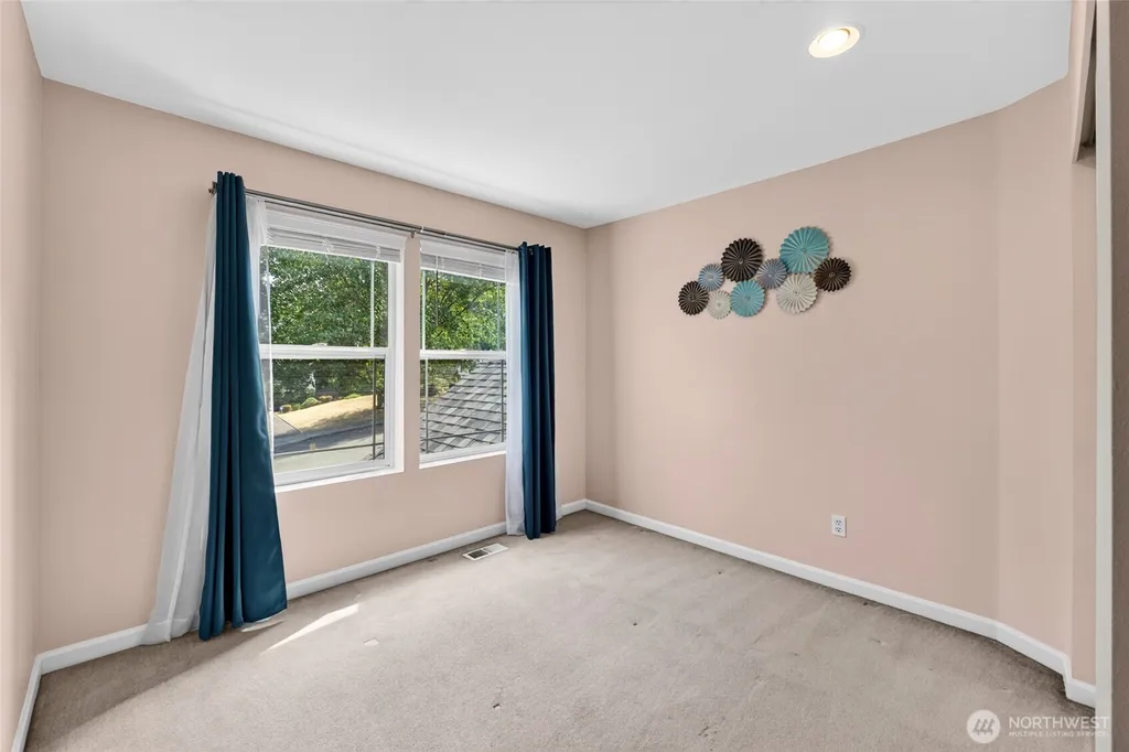 1507 8th Street NW Auburn WA 98001