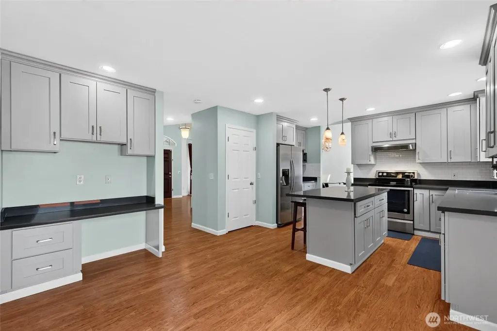1507 8th Street NW Auburn WA 98001