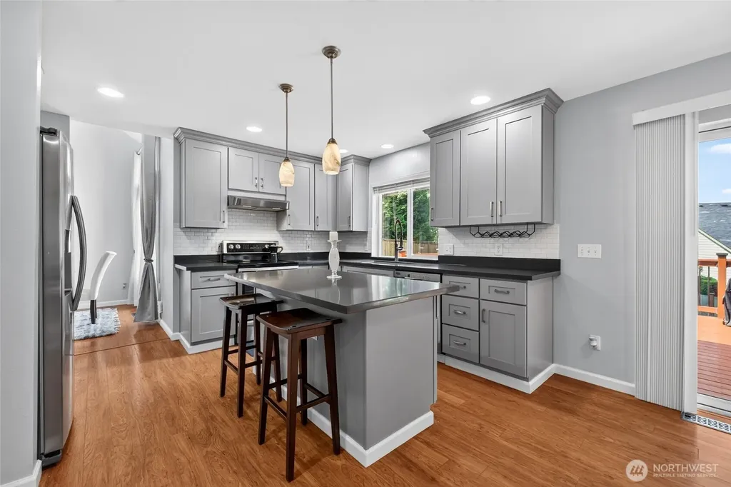 1507 8th Street NW Auburn WA 98001