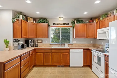 161 Goldmyer Drive Chehalis WA 98532